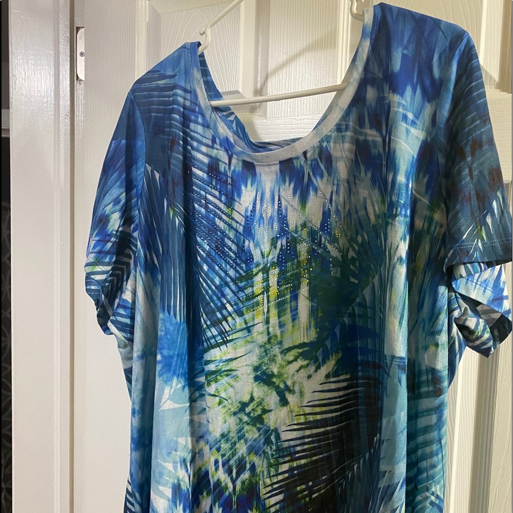 30/32 blue and green sparkly shirt